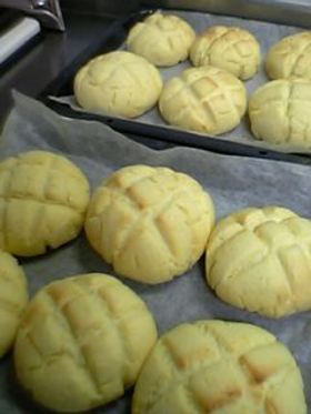 ホームベーカリーで!メロメロンパン