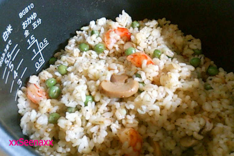 炊飯器で簡単 洋風炊き込みごはん レシピ 作り方 By Xxseenaxx クックパッド 簡単おいしいみんなのレシピが350万品