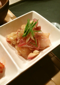 鯛刺身とみょうがのワサビ麺つゆ和え