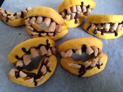 恐怖 ハロウィン歯型 かぼちゃクッキー の写真