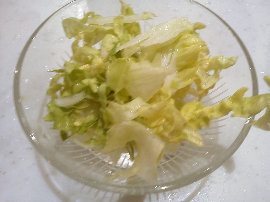新鮮白菜とレタスのシャキシャキサラダ☆の画像