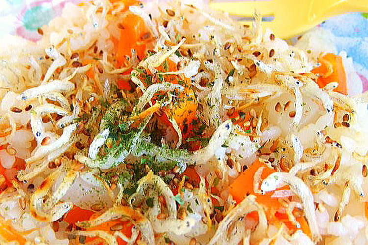 幼児 離乳食 カリカリしらすふりかけご飯 レシピ 作り方 By みるくっきんぐ クックパッド 簡単おいしいみんなのレシピが360万品