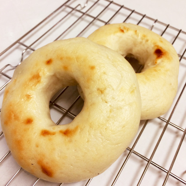 簡単な自家製ベーグルのレシピ