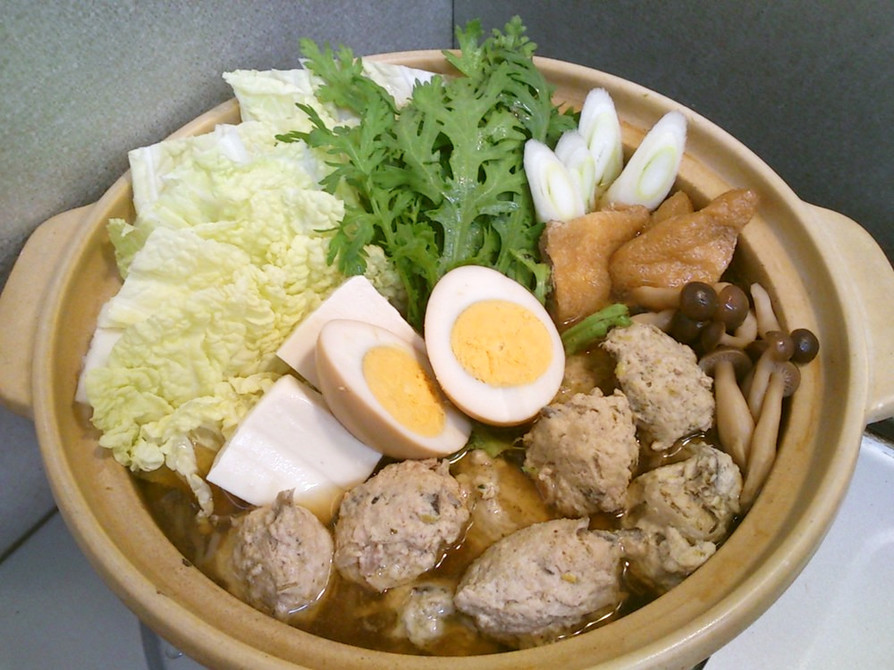砂肝入り鶏団子鍋の画像
