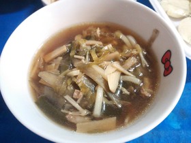 なんちゃってもつ鍋風スープ