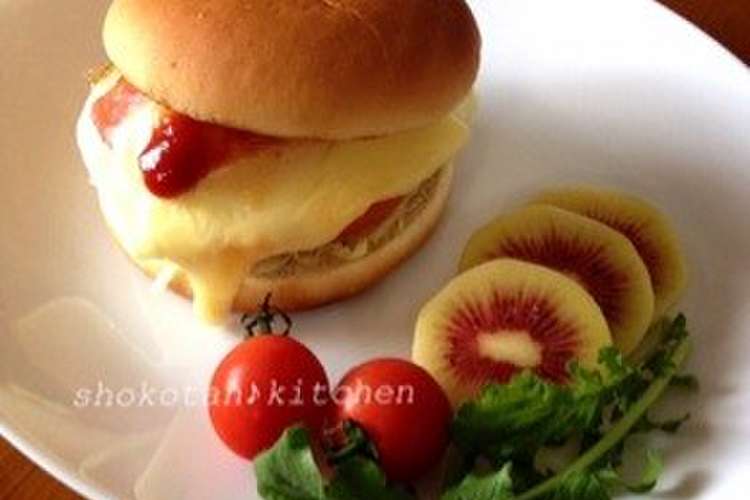 簡単美味しい ベーコンエッグバーガー レシピ 作り方 By しょこちょこら クックパッド 簡単おいしいみんなのレシピが376万品