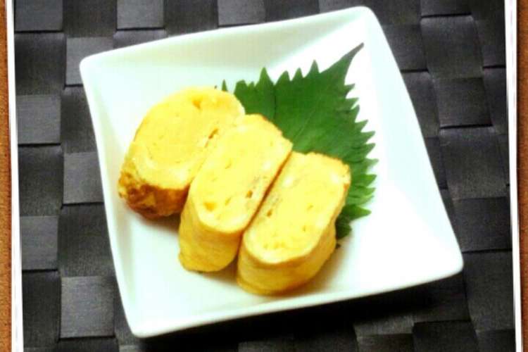 お弁当に しっとりジューシーなだし巻き卵 レシピ 作り方 By みにぱぐ214 クックパッド 簡単おいしいみんなのレシピが356万品