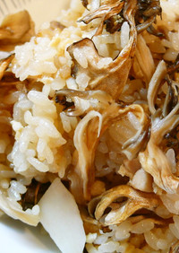 乾燥舞茸と里芋の炊き込みご飯❀