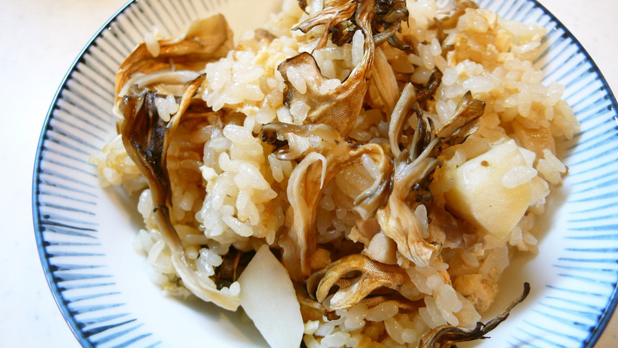 乾燥舞茸と里芋の炊き込みご飯❀の画像