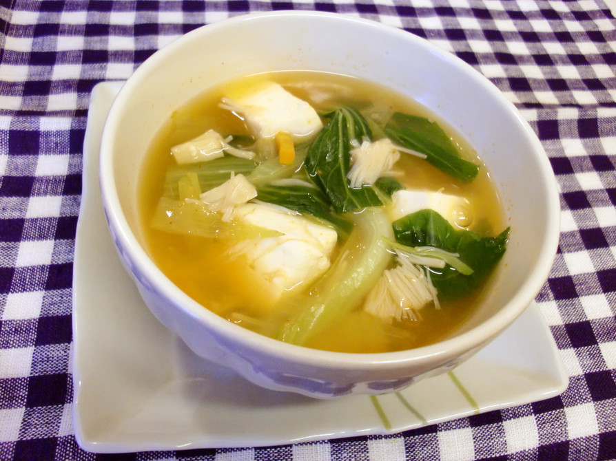 豆腐と青梗菜のキムチスープの画像