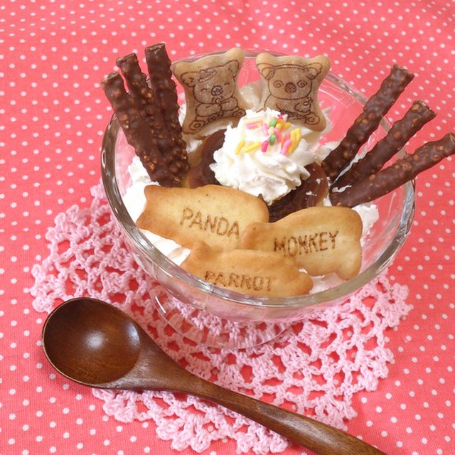 お菓子で飾る プリンアラモード レシピ 作り方 By 秘密のゆり クックパッド 簡単おいしいみんなのレシピが377万品