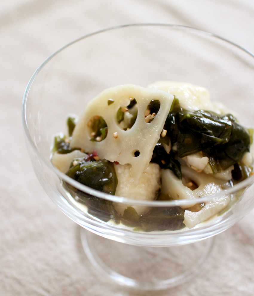 長芋と蓮根とわかめの中華サラダの画像