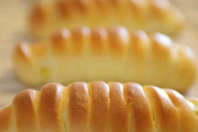 ふわふわ可愛いクリームパン レシピ 作り方 By 久美吉 クックパッド 簡単おいしいみんなのレシピが370万品