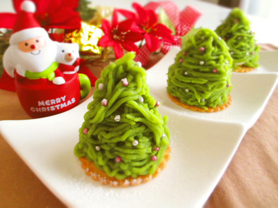 クリスマスツリーな抹茶薩摩芋モンブラン☆の写真