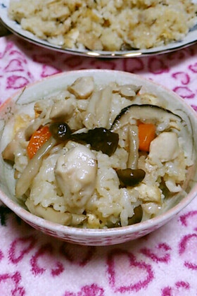 鶏肉の炊き込みご飯