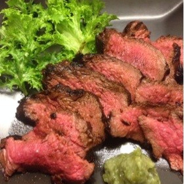 焼いてお湯にポン で簡単ローストビーフ レシピ 作り方 By ばるやちゅこ クックパッド 簡単おいしいみんなのレシピが353万品