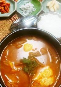 あったまる♪韓国味噌のスープ鍋