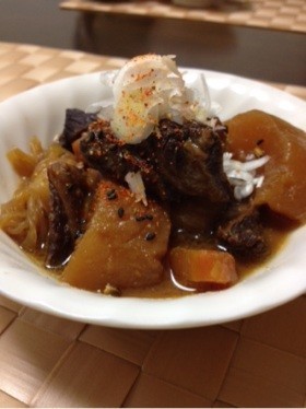 圧力鍋で簡単!トロトロ牛すじ煮込み