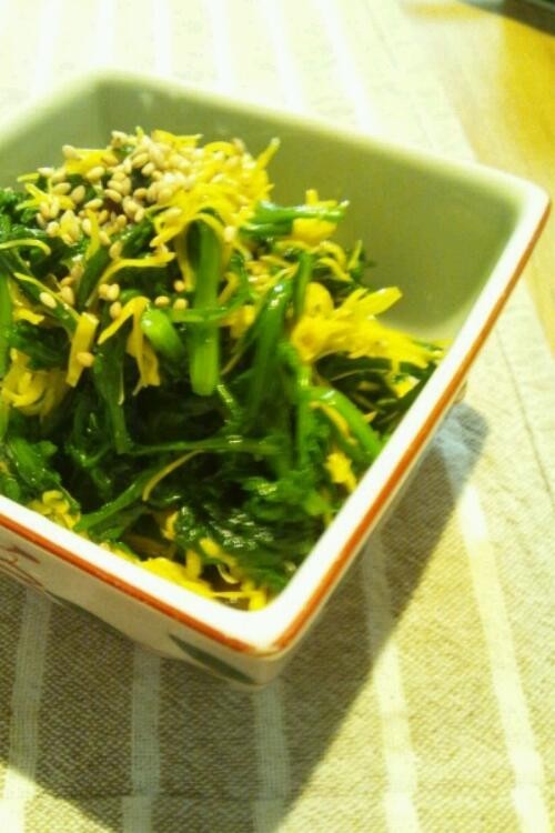 菊花と春菊の中華サラダの画像