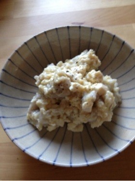 里芋と豆腐の白和えの画像