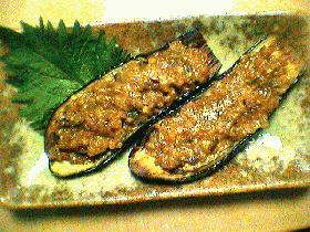 茄子のしぎ焼(肉味噌のせ)