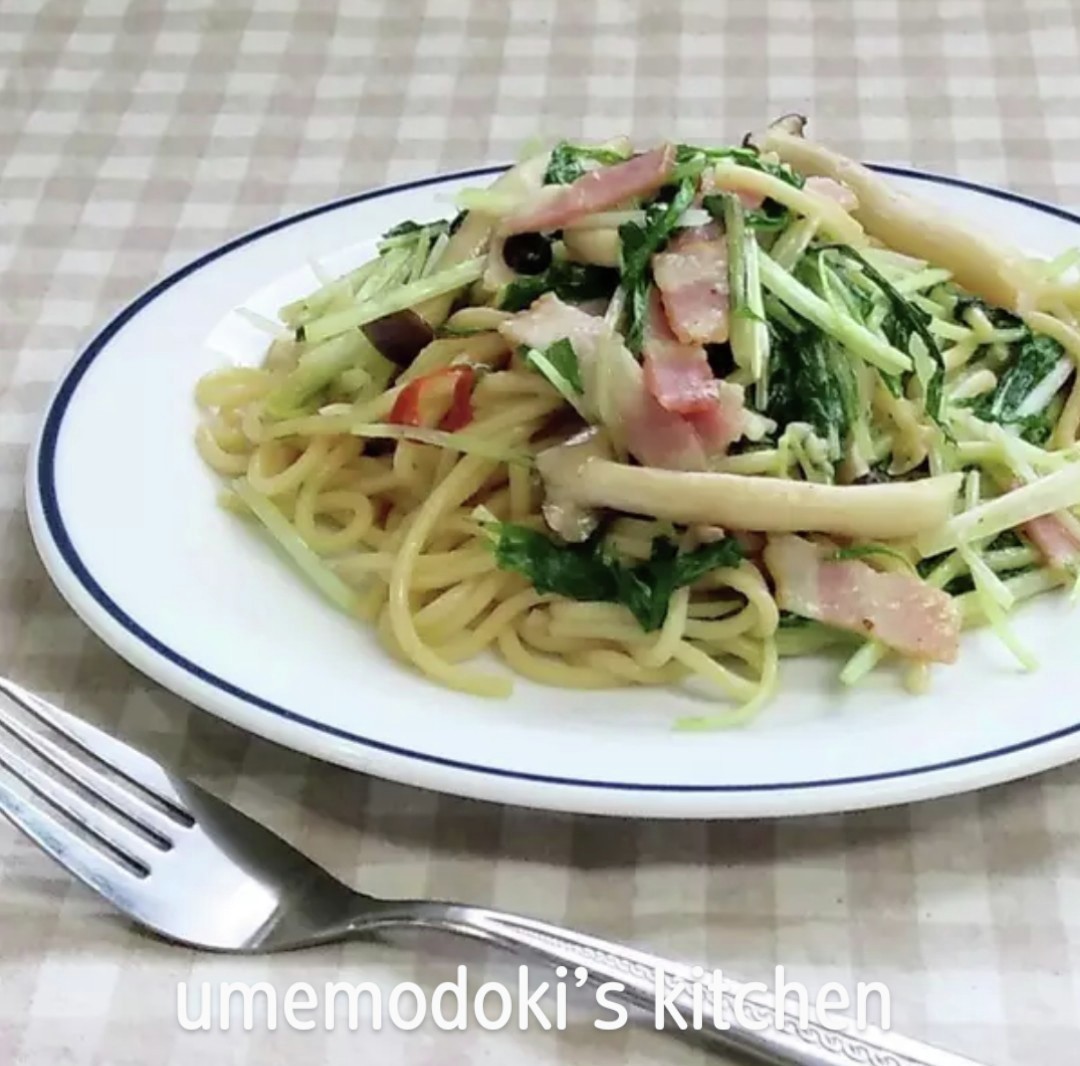 きのこ ベーコン 水菜の和風パスタ レシピ 作り方 By Umemodoki クックパッド 簡単おいしいみんなのレシピが353万品