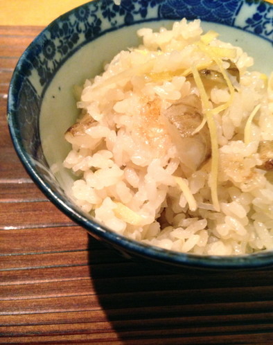 菊芋と生姜の炊き込みごはんの写真