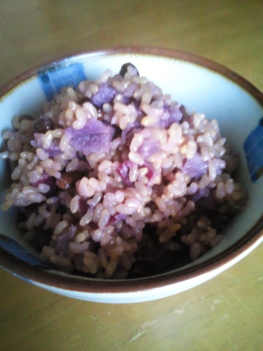 紫さつまいも・黒千石大豆・小豆トリオ玄米の画像