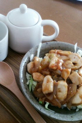 ひとりごはん♡簡単鶏のピリ辛丼