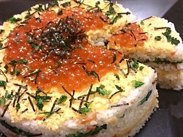 簡単 ちらし寿司ケーキ レシピ 作り方 By モンズキッチン クックパッド 簡単おいしいみんなのレシピが350万品 簡単 ちらし寿司ケーキ レシピ 作り方 By モンズキッチン クックパッド 簡単おいしいみんなのレシピが350万品