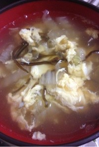 白菜と塩昆布のたまごスープ