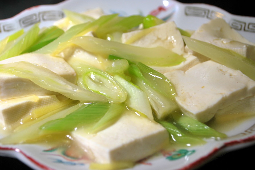 ５分で簡単♪　豆腐とセロリの中華風炒めの画像
