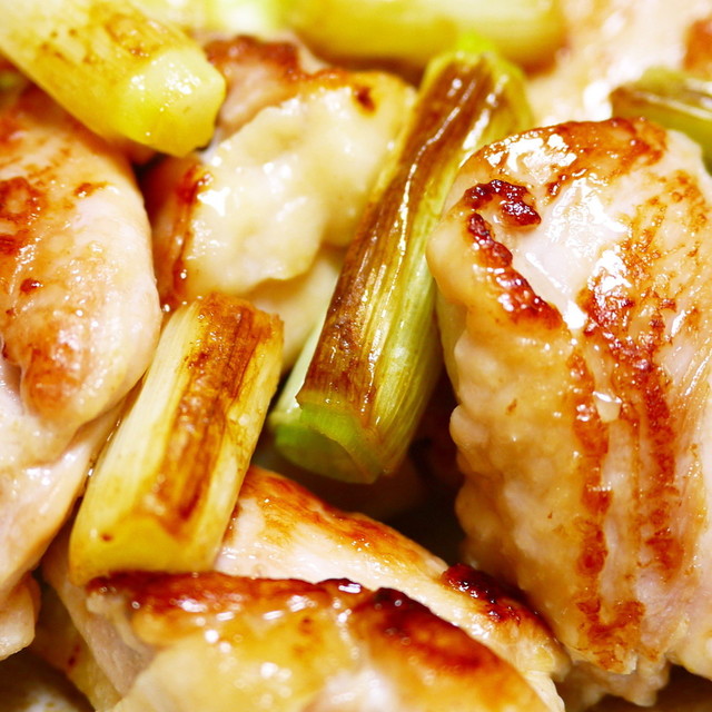 鶏もも肉がぷりぷり 串なし 塩焼き鳥 レシピ 作り方 By ほっこり の クックパッド 簡単おいしいみんなのレシピが355万品