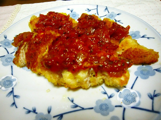 鶏胸肉のピカタ♥トマトソースがけ の画像