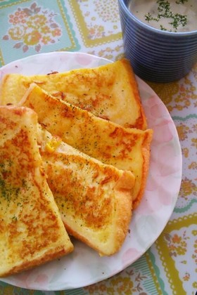 簡単お洒落にグラタン風フレンチトースト☆