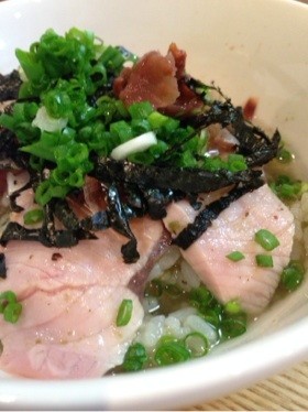寒ぶりの刺身で鰤茶漬け