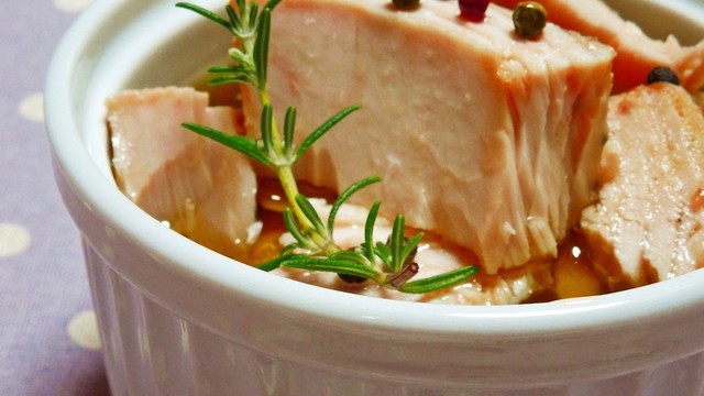 鮪のコンフィ 手作りツナ レシピ 作り方 By フォレストヒル クックパッド 簡単おいしいみんなのレシピが361万品