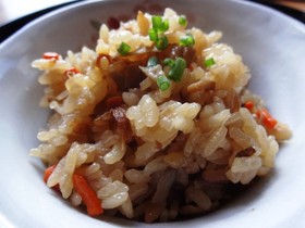 ゆず子ママの“なぜか絶品”炊き込みご飯♪