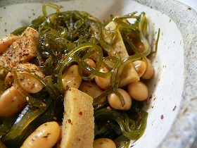 切り昆布と大豆の煮付け