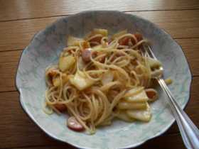 ちょっとびっくり☆林檎とにんにくのパスタ