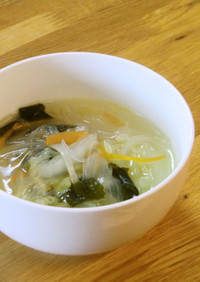 ダイエットに最適な野菜たっぷり春雨スープ