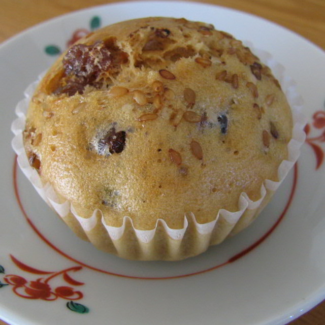 レーズンとくるみがたっぷり 黒糖蒸しパン レシピ 作り方 By ともり クックパッド 簡単おいしいみんなのレシピが356万品