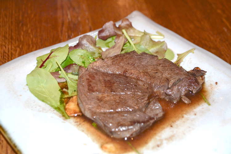 5 鹿もも肉のステーキ レシピ 作り方 By 兵庫県丹波市 クックパッド 簡単おいしいみんなのレシピが360万品