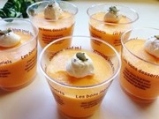 熟した柿5個で 簡単 柿のムースの写真