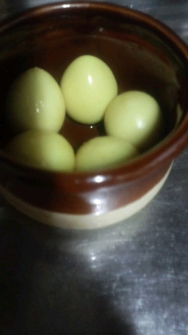 うずらたまごのレトルトカレー煮