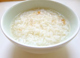 風邪・二日酔いに☆昆布茶ダシ仕立ての梅粥