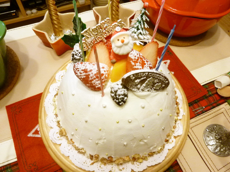 カスタードたっぷり☆クリスマスケーキの画像