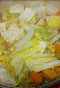 ムール貝と白菜の洋風鍋仕立て