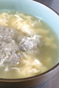 挽き肉のタイ風スープ