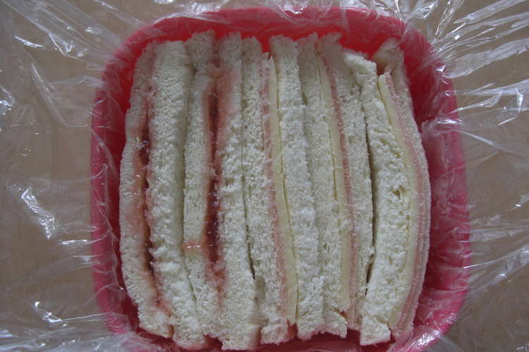 サンドイッチパンの冷凍保存方法 レシピ 作り方 By いできよ クックパッド